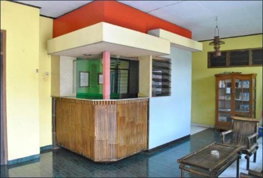 สปอต ออน 1708 โฮเทล บูดี ฟามิลี 1 ชาเรียะห์ Hotel Ciamis ภายนอก รูปภาพ